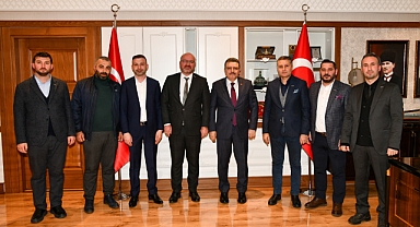 MÜSİAD TRABZON ŞUBE BAŞKANI MESUT İSKENDEROĞLU’NDAN BAŞKAN GENÇ’E ZİYARET