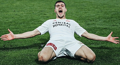 POYRAZ EFE YILDIRIM DURDURULAMIYOR!