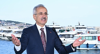 BAKAN URALOĞLU’NDAN SOSYAL MEDYA YASAKLARINA AÇIKLAMA!