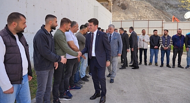 BAŞKAN KAYA, BELEDİYE ÇALIŞANLARIYLA BAYRAMLAŞTI