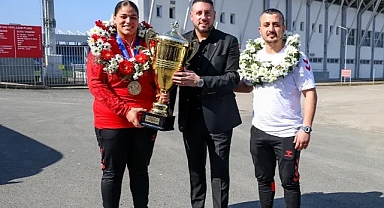 DÜNYA ŞAMPİYONU HAVVANUR KETHÜDA TRABZON'DA