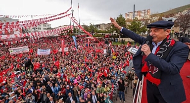 CHP GENEL BAŞKANI ÖZEL: “SANDIKLA GELEN, SANDIKLA GİTMELİDİR”