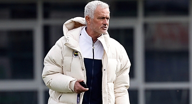 MOURİNHO TRABZONSPORLU FUTBOLCUDAN ÖZÜR DİLEDİ