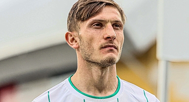 SERKAN ASAN BIÇAK ALTINA YATIYOR