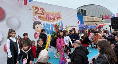 TRABZON BÜYÜKŞEHİR BELEDİYESİ’NDEN 23 NİSAN’A COŞKULU KUTLAMA
