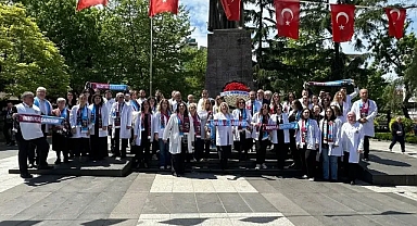 14 MAYIS ECZACILIK GÜNÜ TRABZON'DA ANMA TÖRENİYLE KUTLANDI