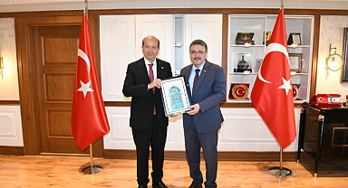 CUMHURBAŞKANI ERSİN TATAR, BAŞKAN GENÇ’İ ZİYARET ETTİ