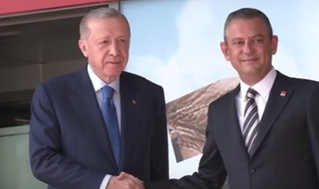 ERDOĞAN'DAN ÖZEL'E 'GEÇMİŞ OLSUN' TELEFONU