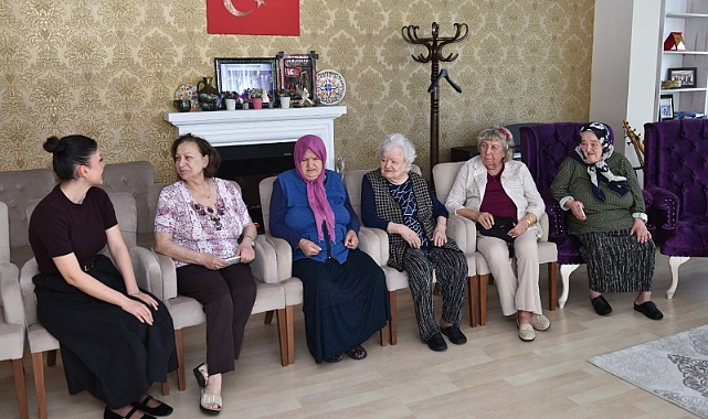 ORTAHİSAR BELEDİYESİ, HUZUREVİ SAKİNLERİNİ ANNELER GÜNÜ'NDE UNUTMADI