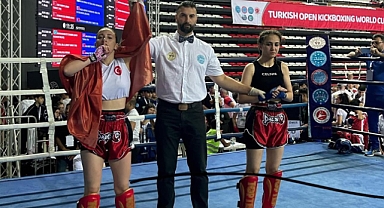 ORTAHİSAR BELEDİYESİ SPORCULARI, KİCK BOKS DÜNYA KUPASI’NDA ÇİFTE ALTIN KAZANDI