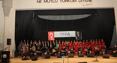 TAKA TSM TOPLULUĞU KTÜ’DE ‘RÜZGAR’ GİBİ ESTİ GEÇTİ…