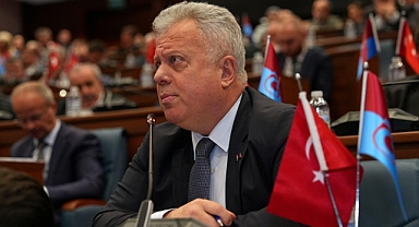 ZORLU: “BÜYÜKŞEHİR BELEDİYESİ’NİN 1 YILDA YAPTIKLARI YOK DENECEK KADAR AZ”