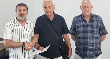 BAŞKAN ADAYI TEMEL KAZANCIOĞLU, ÜYELİK BAŞVURUSUNU KULÜP MÜDÜRÜNE TESLİM ETTİ