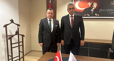 HAKAN USTA'DAN İLK MESAJ:ALLAH SAĞLIKTAKİ HİZMET ÇITASINI DAHA YUKARILARA ÇIKARTMAYI NASİP EYLESİN