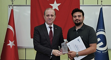 KTÜ'DE GELENEKSEL PROJE PAZARI ETKİNLİĞİ DÜZENLENDİ