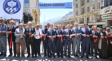 TRABZON VE ŞEMDİNLİ KARDEŞ ŞEHİR OLDU, TRABZON CADDESİ AÇILDI