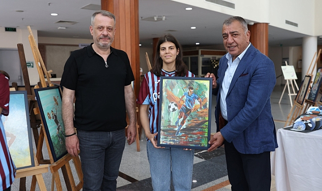 TRABZONSPOR YÖNETİCİLERİ, SPOR LİSESİ ÖĞRENCİLERİYLE SERGİDE BULUŞTU