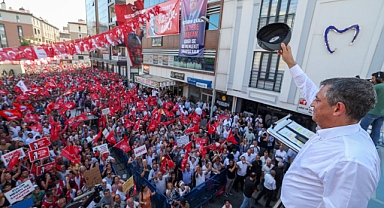 CHP’Lİ BAŞKAN TUTDERE’YE EV HAPSİ SONRASI HALK BULUŞMASI DÜZENLENDİ