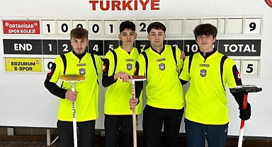 CURLİNG KULÜPLERİ SAHASIZ KALDI