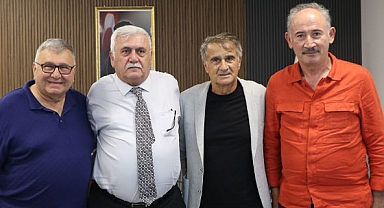 EFSANE ESKİ KULÜBÜNÜ ZİYARET ETTİ