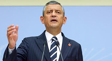 ÖZEL, CHP'Lİ BELEDİYE BAŞKANLARININ GÖZALTINA ALINMASINA SERT ELEŞTİRİ GETİRDİ