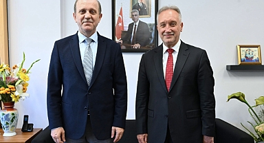 REKTÖR ÇUVALCI'DAN İL SAĞLIK MÜDÜRÜ DR. TOPSAKAL'A
