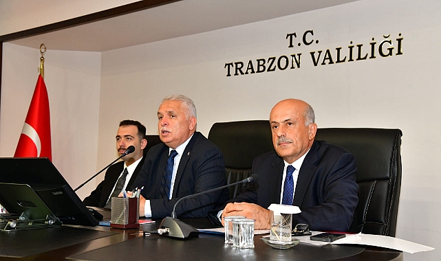VALİ AZİZ YILDIRIM: “TARIM TÜM TOPLUMU İLGİLENDİREN STRATEJİK BİR ALANDIR”