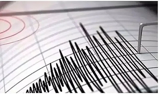 BALIKESİR SINDIRGI'DA 6,1 BÜYÜKLÜĞÜNDE DEPREM