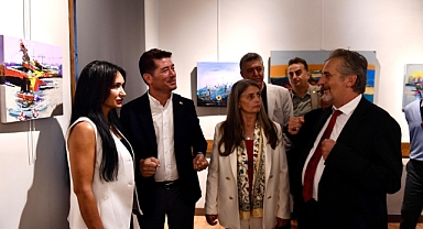 BAŞKAN KAYA, ‘ZAFERİN TUVALDEKİ RENKLERİ’ RESİM SERGİSİNİN AÇILIŞINA KATILDI