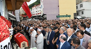 ESKİ BAKAN TRABZON'DA SON YOLCULUĞUNA UĞURLANDI