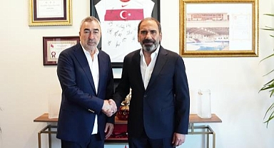 HAMİ MANDIRALI'NIN YERİNE SAMET AYBABA