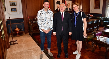 TRABZON VALİSİ AZİZ YILDIRIM, İSTANBUL’DA ÖLDÜRÜLEN MATTIA AHMET MİNGUZZİ’NİN AİLESİNİ MAKAMINDA KABUL ETTİ