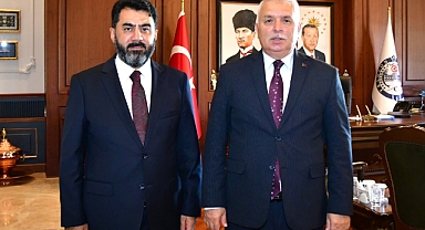VALİ YILDIRIM, TRABZON İL MÜFTÜLÜĞÜ’NE YENİ ATANAN İSMAİL ÇİÇEK’İ KABUL ETTİ