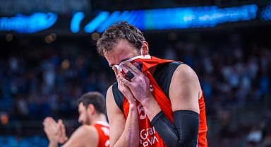 12 DEV ADAM DÜNYA İKİNCİSİ OLDU