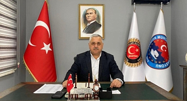 AKTÜRK ORTAHİSAR’DAKİ TOPLANTIDA OKUNAN ŞİİRE SERT TEPKİ GÖSTERDİ