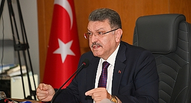 BAŞKAN GENÇ’TEN ARKADAŞI ÇEBİ’YE DESTEK: “YABANCI YATIRIMCIYA KARŞI ÇIKMAK ÖNYARGILI YAKLAŞIMDIR”