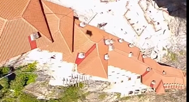 İRLANDALI EKSTREM SPORCU SÜMELA MANASTIRI ÜZERİNDE WİNGSUİT UÇUŞU YAPTI