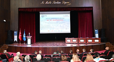 BİLİMİN 60 YILLIK YOLCULUĞU KTÜ’DE “JEOLOJİ MÜHENDİSLİĞİ 60. YIL SEMPOZYUMU” İLE TAÇLANDI