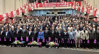 MUSTAFA BAK YENİDEN CHP TRABZON İL BAŞKANI SEÇİLDİ
