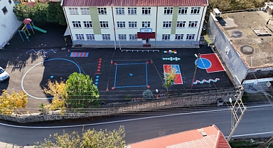 ORTAHİSAR BELEDİYESİ OKUL BAHÇELERİNİ EĞLENCELİ OYUN ALANLARINA DÖNÜŞTÜRÜYOR