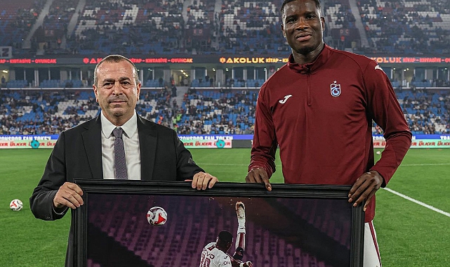 PAUL ONUACHU ÖDÜLÜNÜ ALDI
