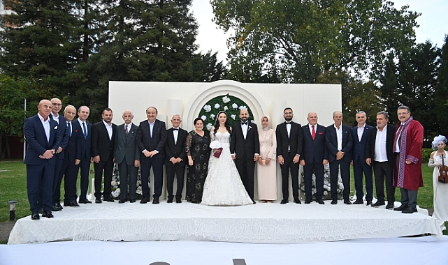 TURGAY SEMERCİOĞLU'NUN KIZI İPEK NAZ DÜNYA EVİNE GİRDİ