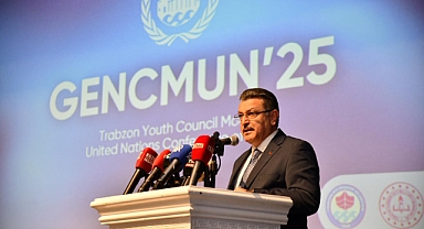 BAŞKAN GENÇ: “ÜLKESİNE SAHİP ÇIKAN BİR GENÇLİK VAR”