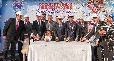 BAŞKAN KAYA: “EKREM BAŞKANIMIZIN HİZMETLERİ HEPİMİZE İLHAM KAYNAĞI OLUYOR”