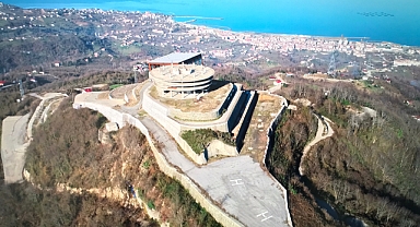 BEŞİKDAĞ TELEFERİK TURİZMİN ORTASINDA TAKILDI