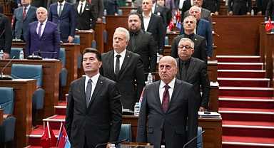 ZORLU VE AKAÇ’TAN BÜYÜKŞEHİR MECLİSİ’NDE DİKKAT ÇEKEN AÇIKLAMALAR…