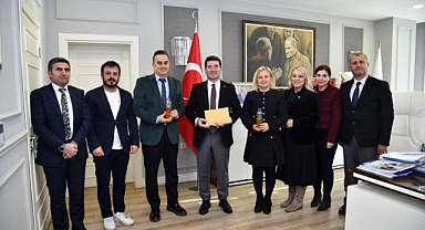 BAŞKAN KAYA: “ATIK YAĞLAR, ÖĞRENCİLERİMİZE BURS OLUYOR”