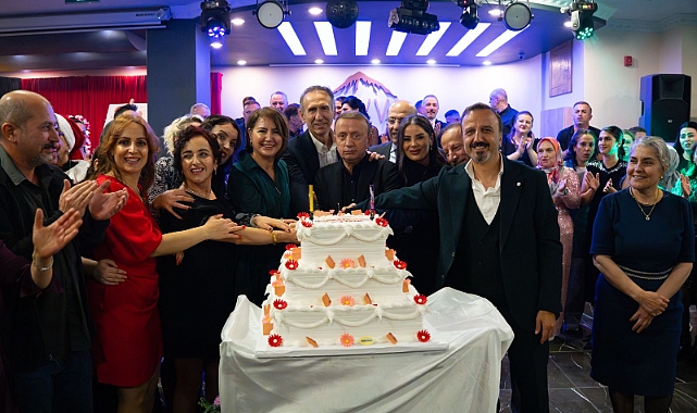 İMPERİAL AİLESİ GELENEKSEL YIL SONU YEMEĞİNDE BULUŞTU