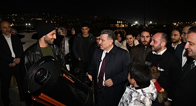 'SOĞUK AY' TRABZON’DA GENÇLERİ BÜYÜLEDİ