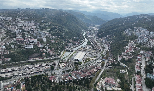 TRABZON’DA BETON YÜKSELİYOR, DOĞA GÖZDEN KAYBOLUYOR